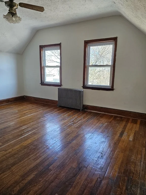 6 bed, 2 bath apartment for rent at 87 Spring St Unit 2, Medford — photo 7 of 9