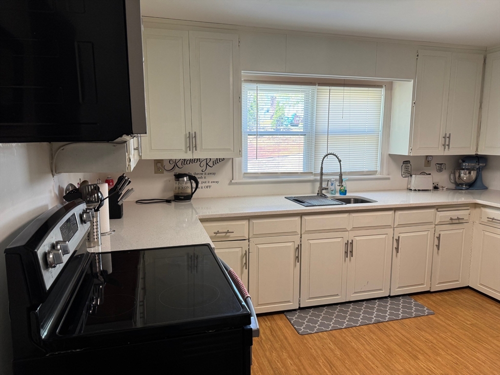 2 bed, 1 bath apartment for rent at 87 Starr St, Leominster — photo 10 of 19