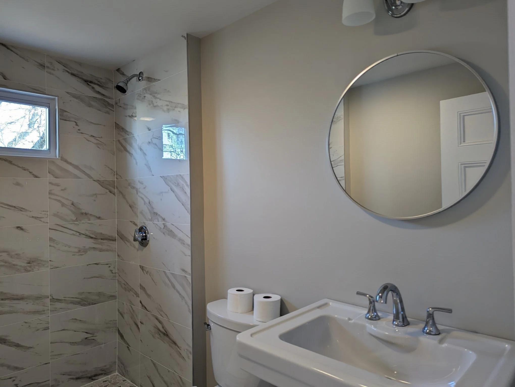 3 bed, 2 bath apartment for rent at 87 Storey, Newburyport — photo 20 of 25