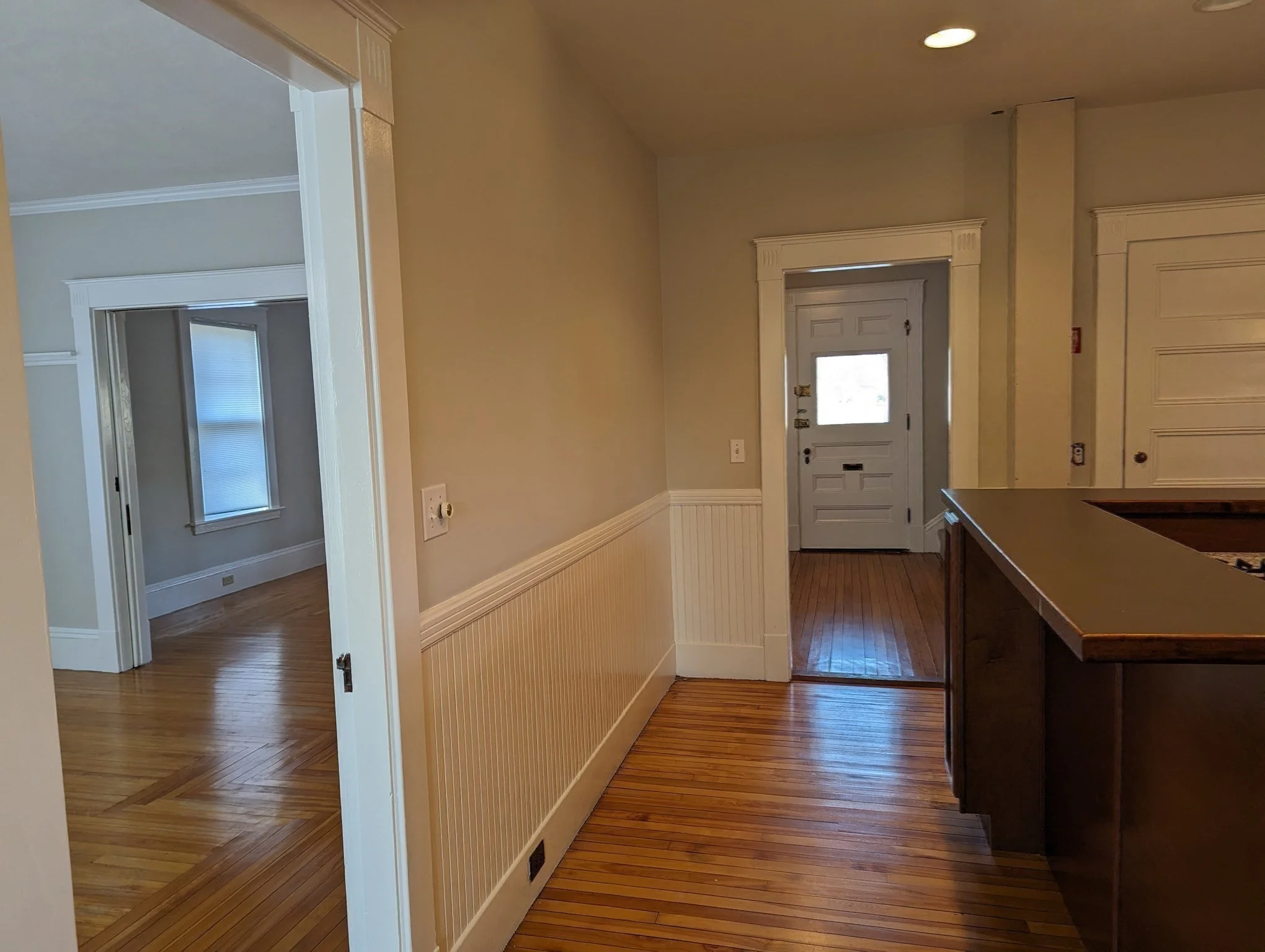 3 bed, 2 bath apartment for rent at 87 Storey, Newburyport — photo 9 of 25