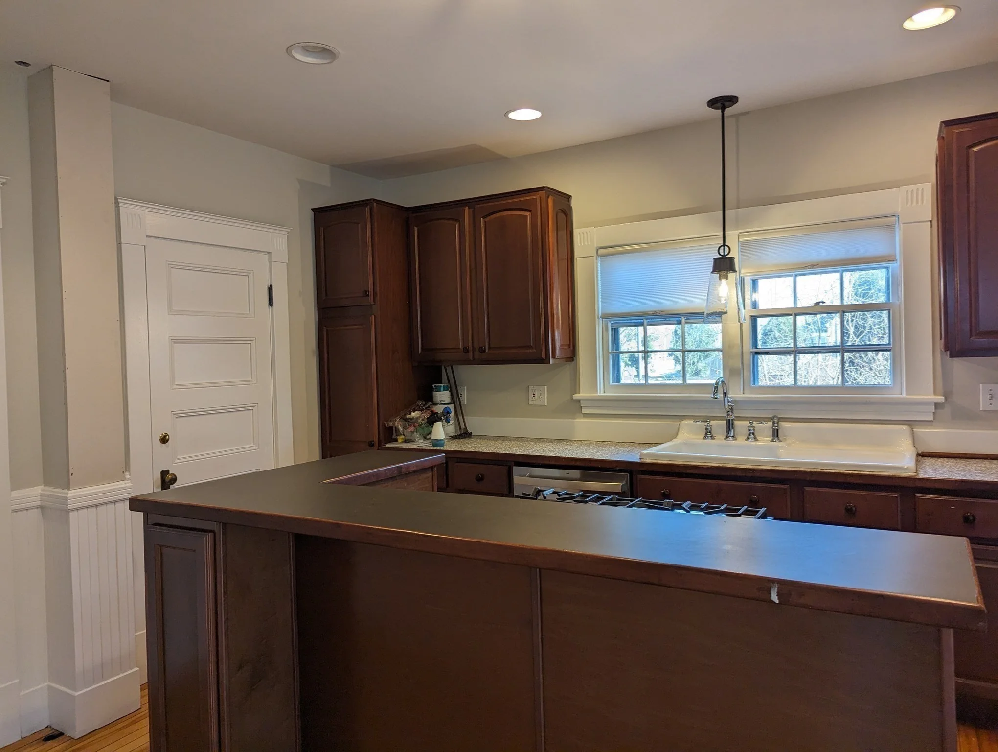 3 bed, 2 bath apartment for rent at 87 Storey, Newburyport — photo 5 of 25