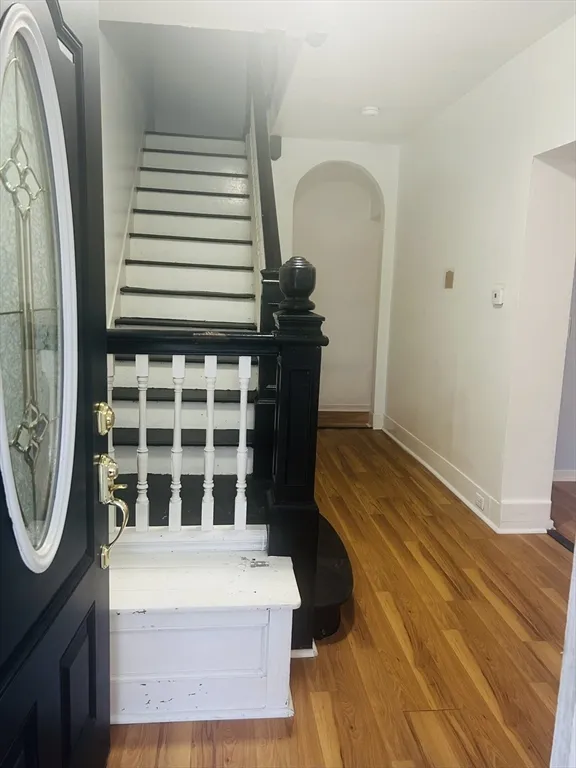 4 bed, 1 bath apartment for rent at 87 Summer St Unit 2, Fitchburg — photo 4 of 32