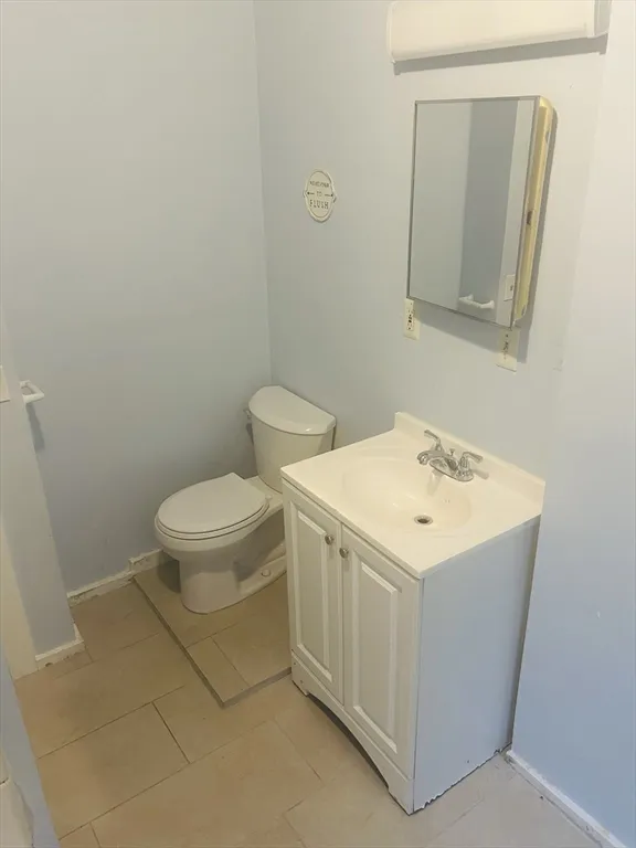 4 bed, 1 bath apartment for rent at 87 Summer St Unit 2, Fitchburg — photo 22 of 32