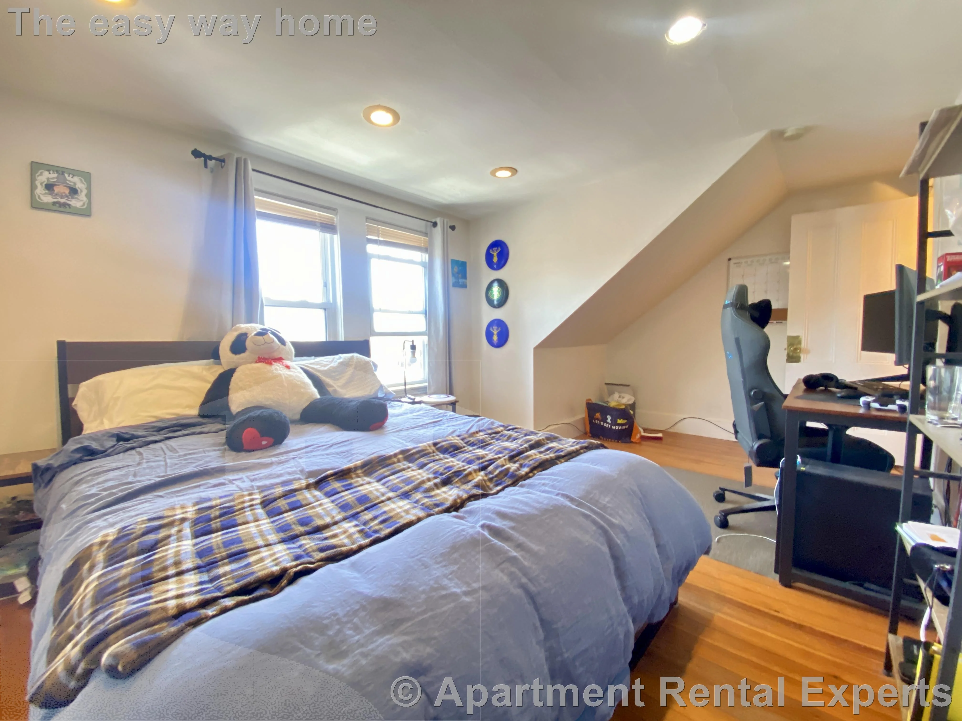 2 bed, 1 bath apartment for rent at 87 Summer St Unit 3, Spring Hill — photo 4 of 19