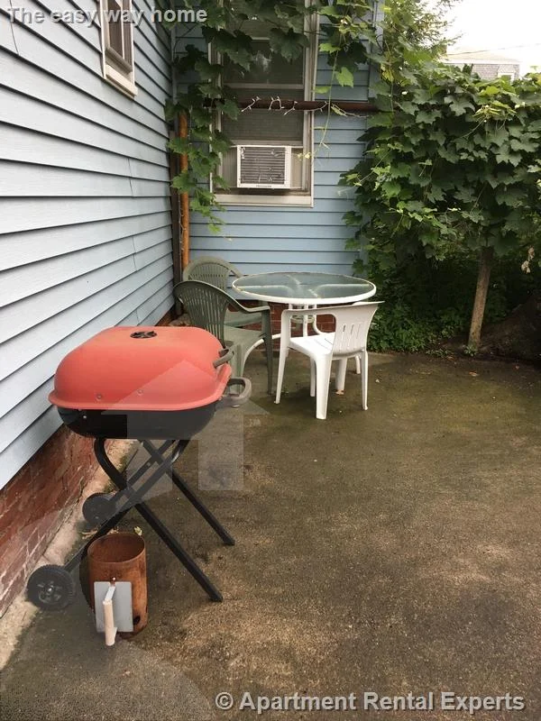 2 bed, 1 bath apartment for rent at 87 Summer St Unit 3, Spring Hill — photo 14 of 19