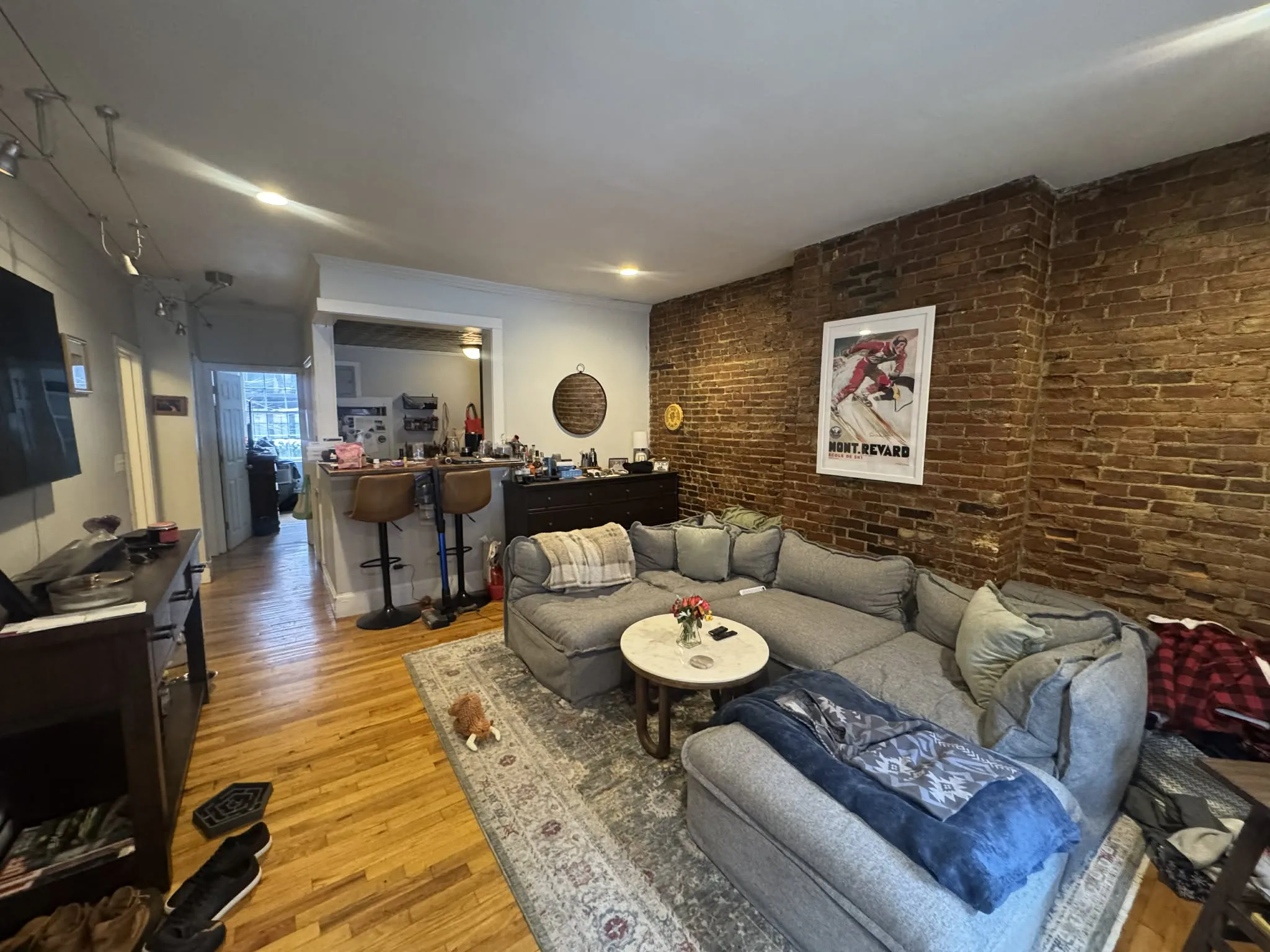 2 bed, 1 bath apartment for rent at 87 Waltham St Unit 2, South End — photo 4 of 7