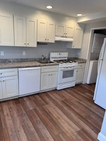 2 bed, 1 bath apartment for rent at 87 Willard St Unit 0, Ayer