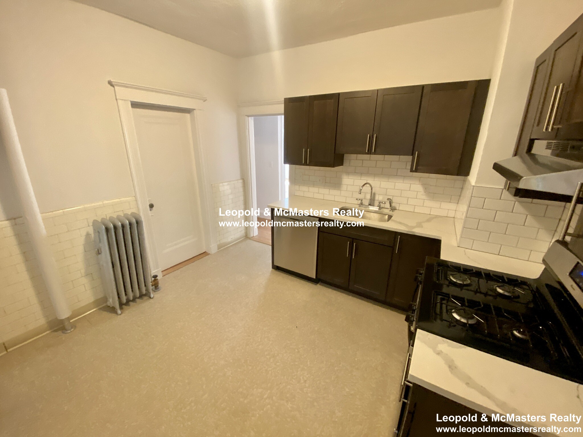 2 bed, 1 bath apartment for rent at 87 Winchester St Unit 1, North Brookline — photo 4 of 17