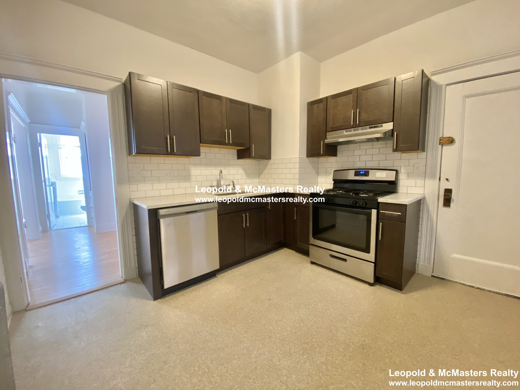 2 bed, 1 bath apartment for rent at 87 Winchester St Unit 1, North Brookline — photo 3 of 17