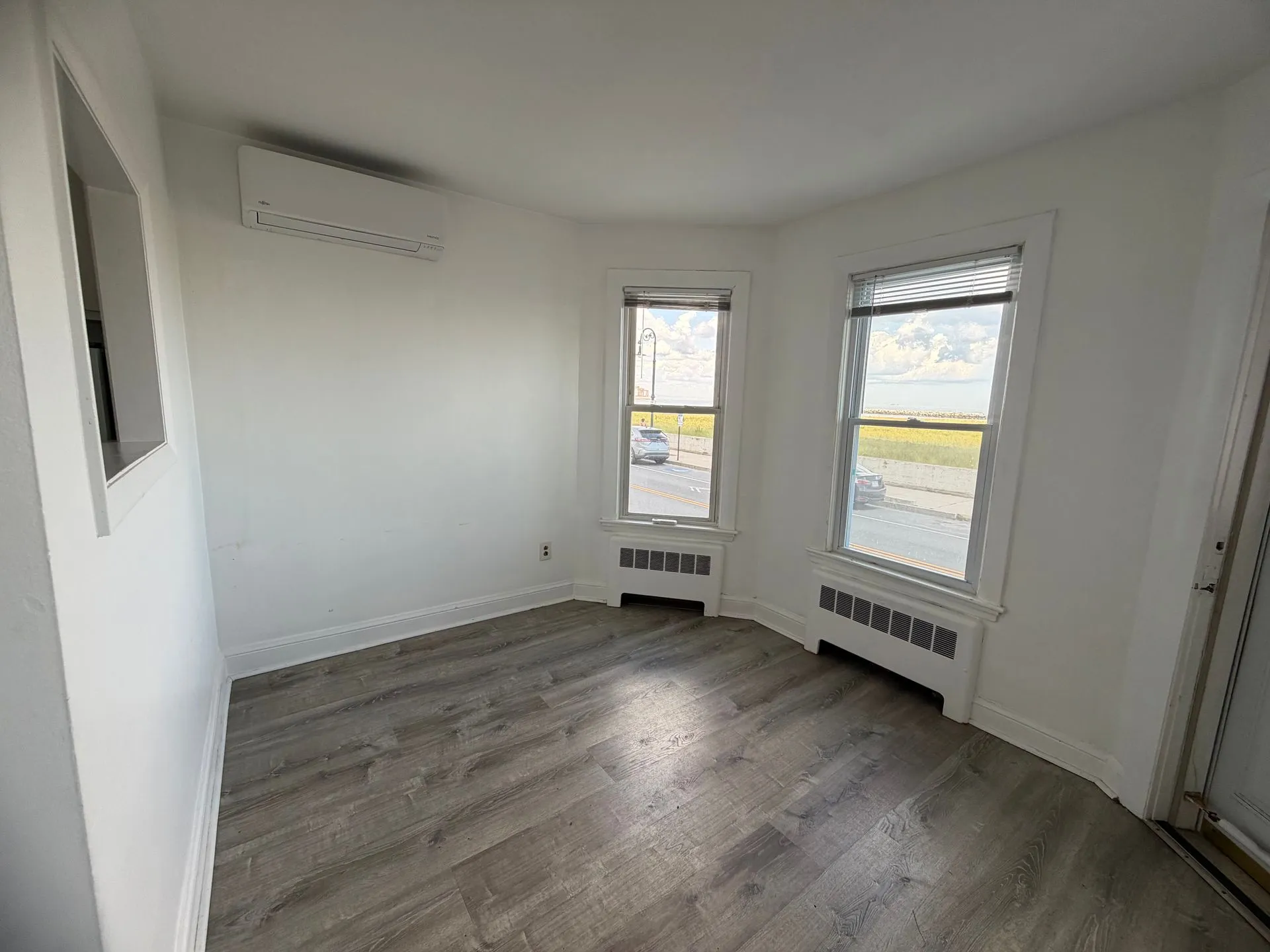 1 bed, 1 bath apartment for rent at 87 Winthrop Shore Dr Unit 1, Winthrop — photo 3 of 18