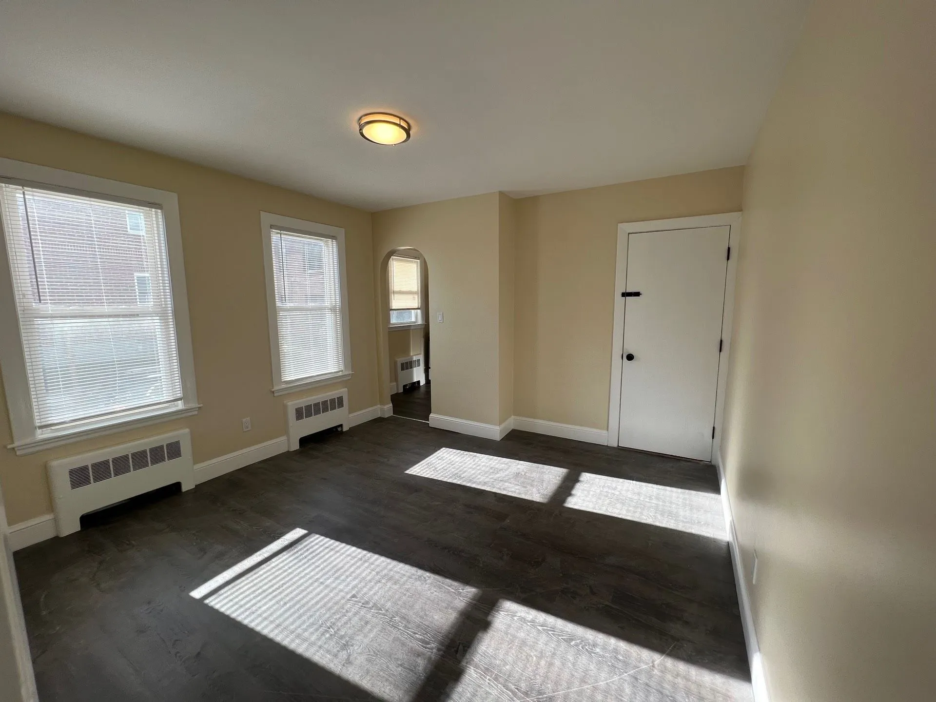 2 bed, 1 bath apartment for rent at 87 Winthrop Shore Dr Unit 2, Winthrop — photo 8 of 20