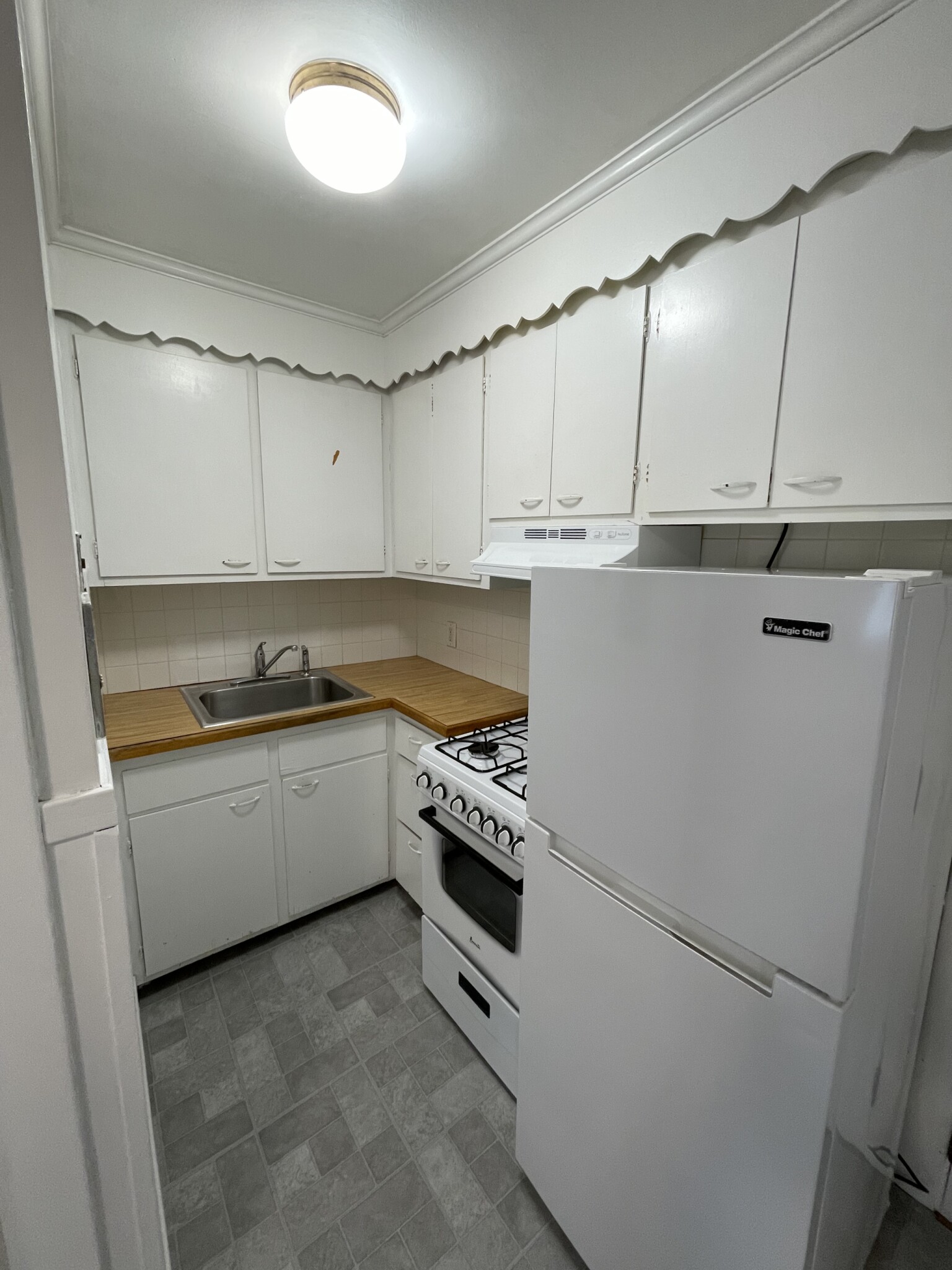 Studio bed, 1 bath apartment for rent at 87 Winthrop Shore Dr Unit 4A, Winthrop
