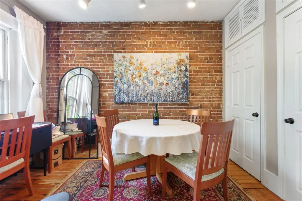 2 bed, 1 bath apartment for rent at 87 Worcester St Unit 4, South End — photo 4 of 12