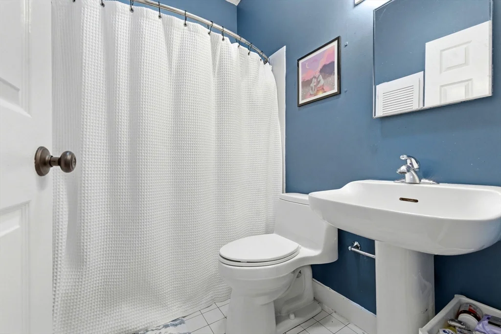 2 bed, 1 bath apartment for rent at 87 Worcester St Unit 4, South End — photo 9 of 12
