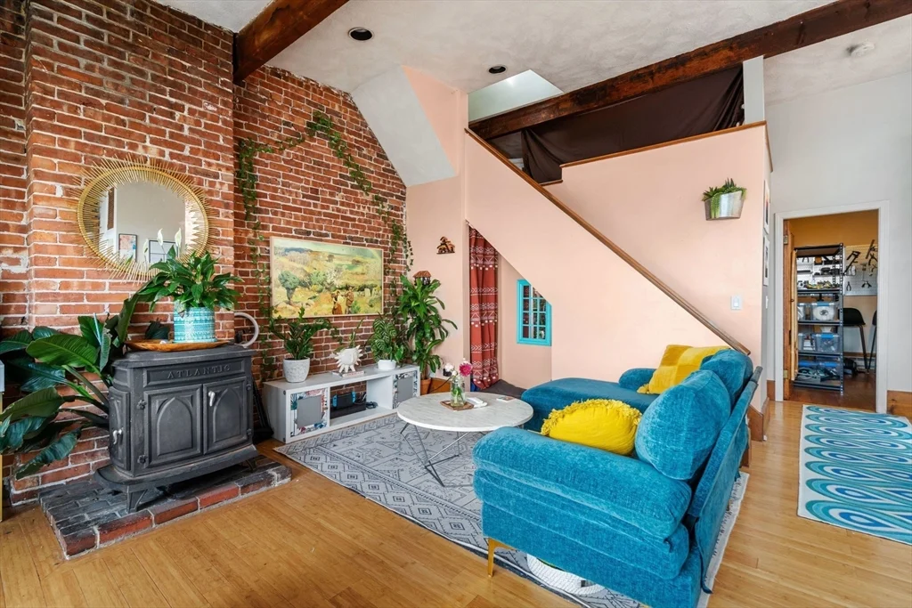 2 bed, 1 bath apartment for rent at 87 Worcester St Unit 5, South End — photo 4 of 18