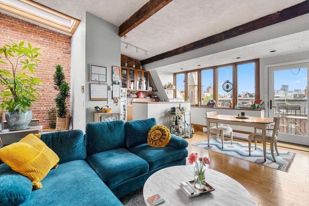2 bed, 1 bath apartment for rent at 87 Worcester St Unit 5, South End — photo 3 of 18