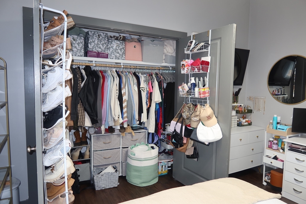 5 bed, 2 bath apartment for rent at 870 East 5th St Unit 3, South Boston — photo 12 of 20