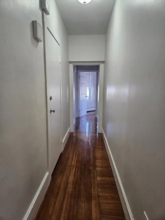3 bed, 1 bath apartment for rent at 870 Moody Unit 4, Waltham — photo 4 of 12