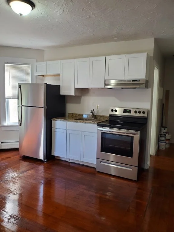 2 bed, 1 bath apartment for rent at 870 Moody Unit 6, Waltham