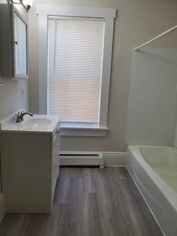 2 bed, 1 bath apartment for rent at 870 Moody Unit 6, Waltham — photo 6 of 12
