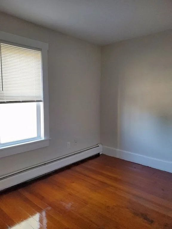 2 bed, 1 bath apartment for rent at 870 Moody Unit 6, Waltham — photo 11 of 12
