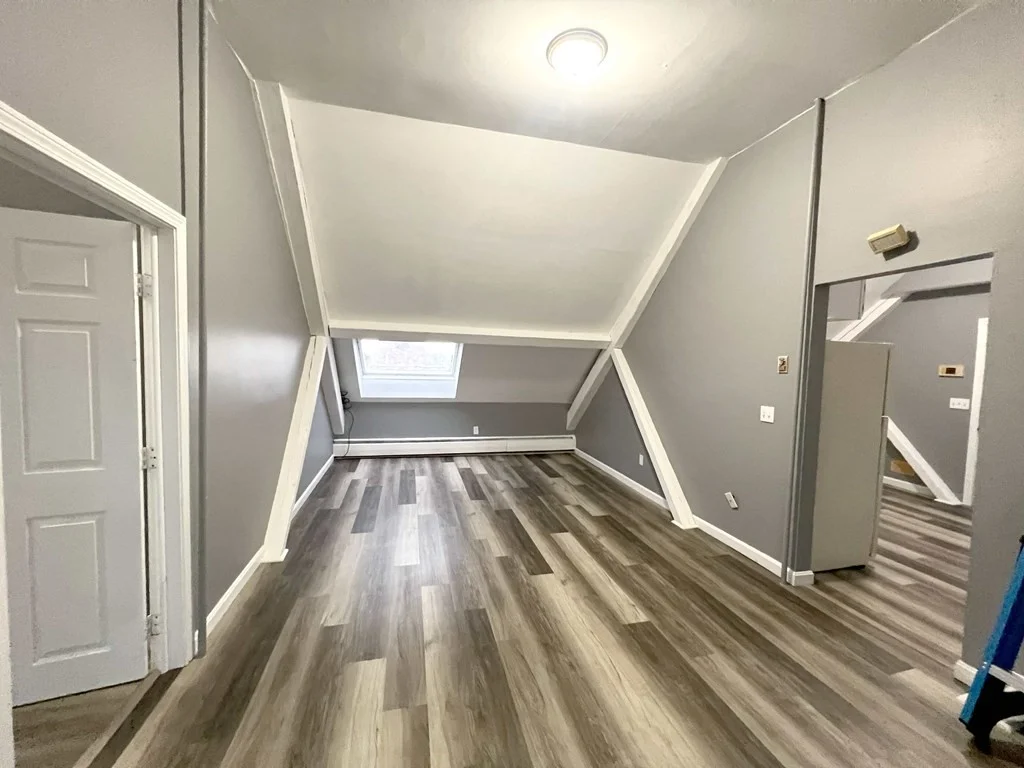 1 bed, 1 bath apartment for rent at 870 Pine St Unit 3E, Fall River — photo 6 of 8