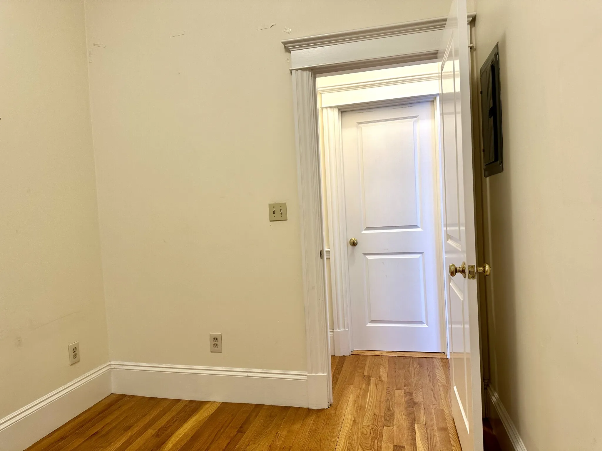 1 bed, 1 bath apartment for rent at 871 Beacon St Unit 2, Fenway — photo 20 of 30
