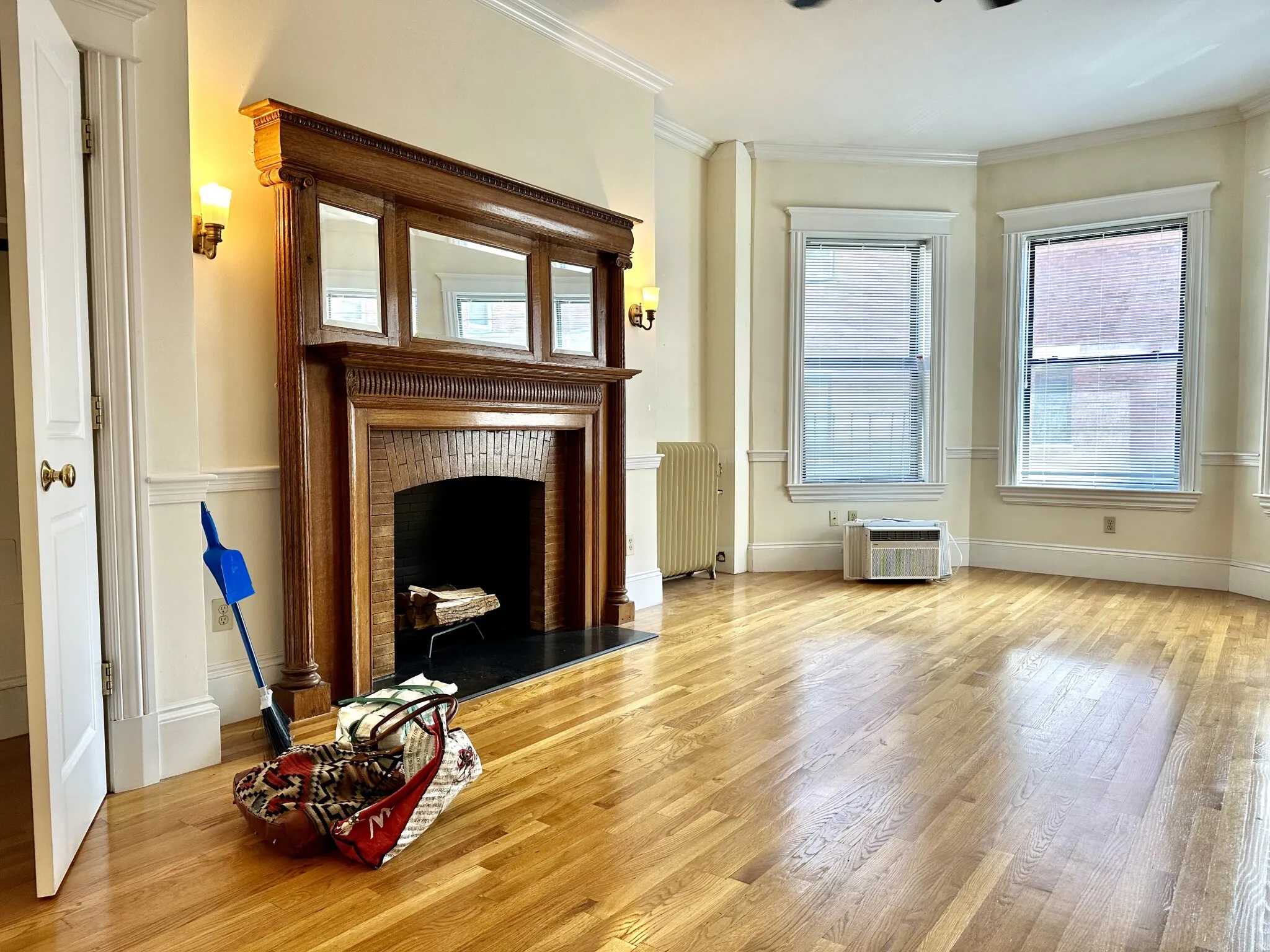 1 bed, 1 bath apartment for rent at 871 Beacon St Unit 2, Fenway — photo 12 of 30