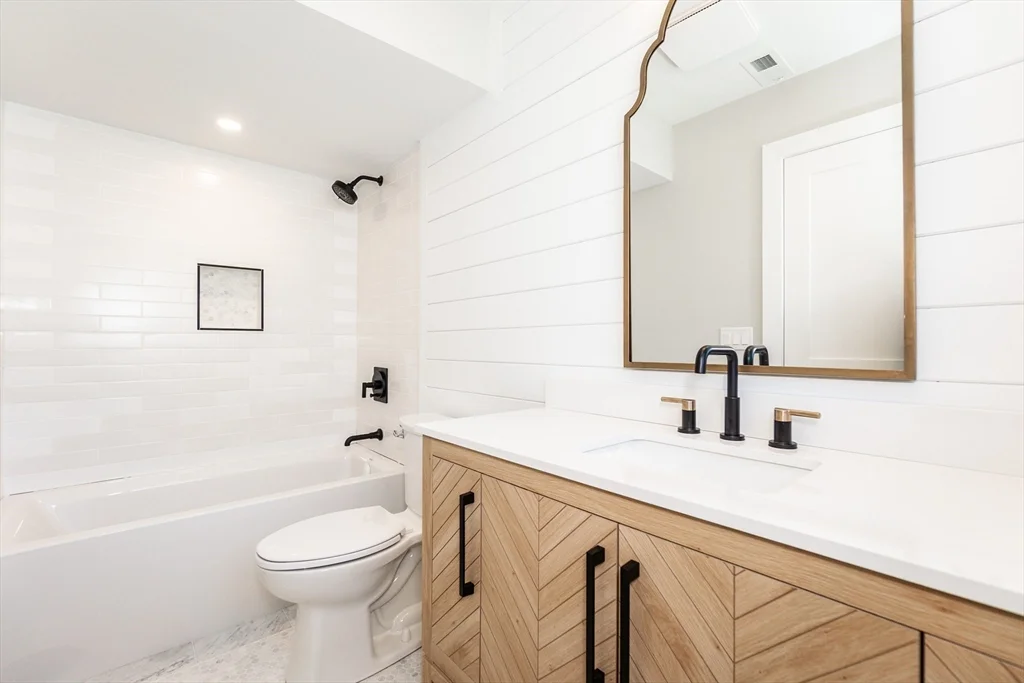 5 bed, 3 bath apartment for rent at 871 Cambridge Unit 1, Inman Square — photo 25 of 30