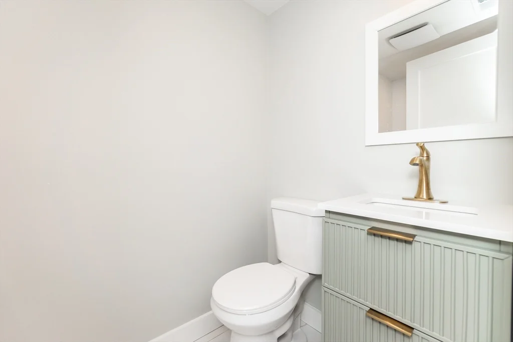 5 bed, 3 bath apartment for rent at 871 Cambridge Unit 1, Inman Square — photo 27 of 30