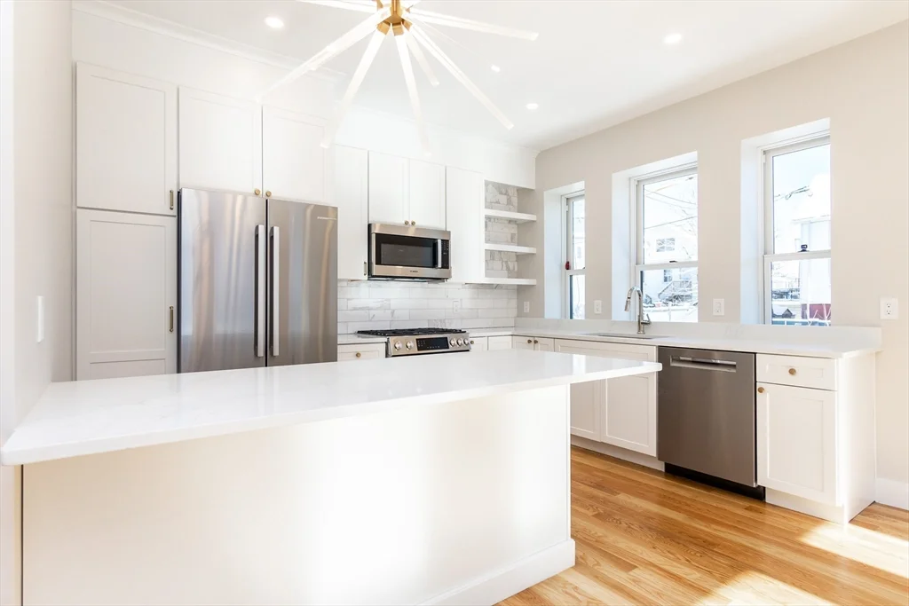 5 bed, 3 bath apartment for rent at 871 Cambridge Unit 1, Inman Square — photo 4 of 30