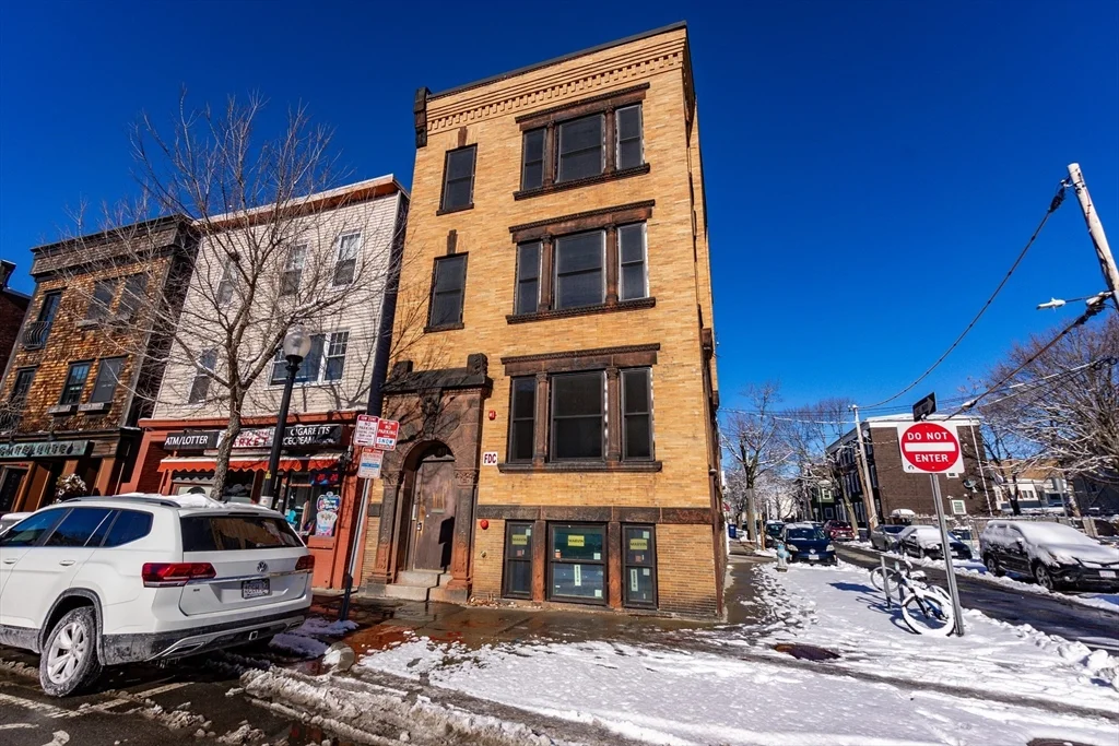 5 bed, 3 bath apartment for rent at 871 Cambridge Unit 1, Inman Square — photo 30 of 30