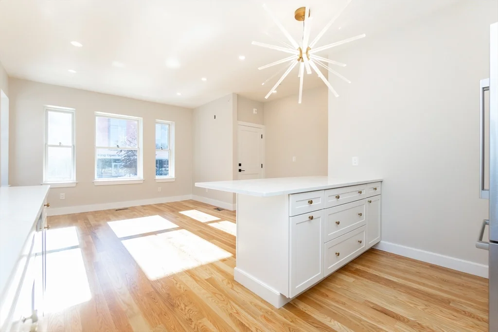 5 bed, 3 bath apartment for rent at 871 Cambridge Unit 1, Inman Square — photo 7 of 30