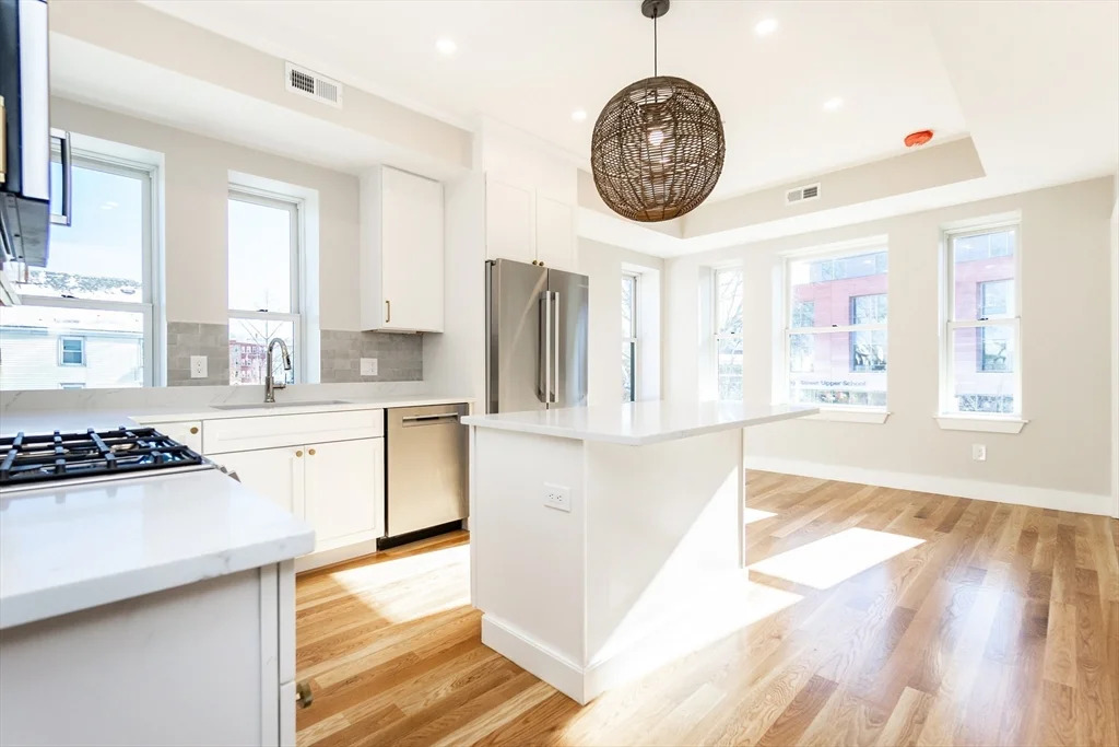 4 bed, 2 bath apartment for rent at 871 Cambridge Unit 2, Inman Square