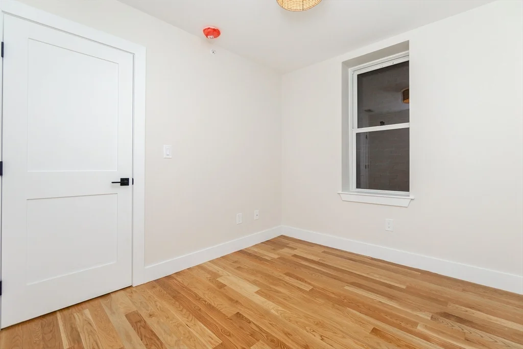 4 bed, 2 bath apartment for rent at 871 Cambridge Unit 2, Inman Square — photo 12 of 24