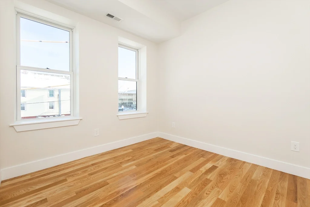 4 bed, 2 bath apartment for rent at 871 Cambridge Unit 2, Inman Square — photo 8 of 24
