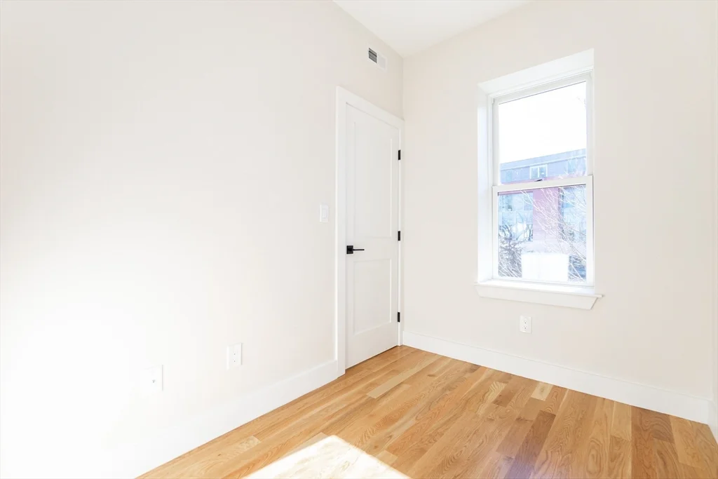 4 bed, 2 bath apartment for rent at 871 Cambridge Unit 2, Inman Square — photo 19 of 24