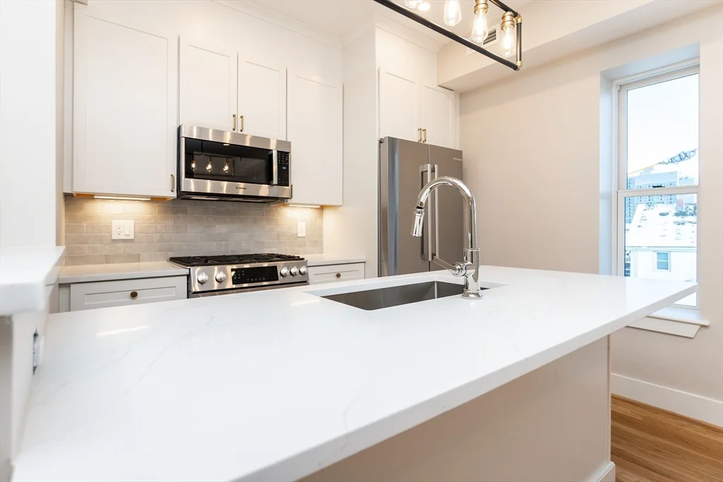 4 bed, 2 bath apartment for rent at 871 Cambridge Unit 3, Inman Square — photo 8 of 29
