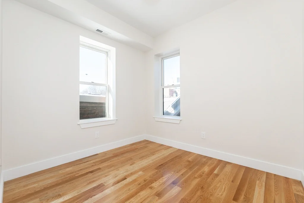 4 bed, 2 bath apartment for rent at 871 Cambridge Unit 3, Inman Square — photo 18 of 29