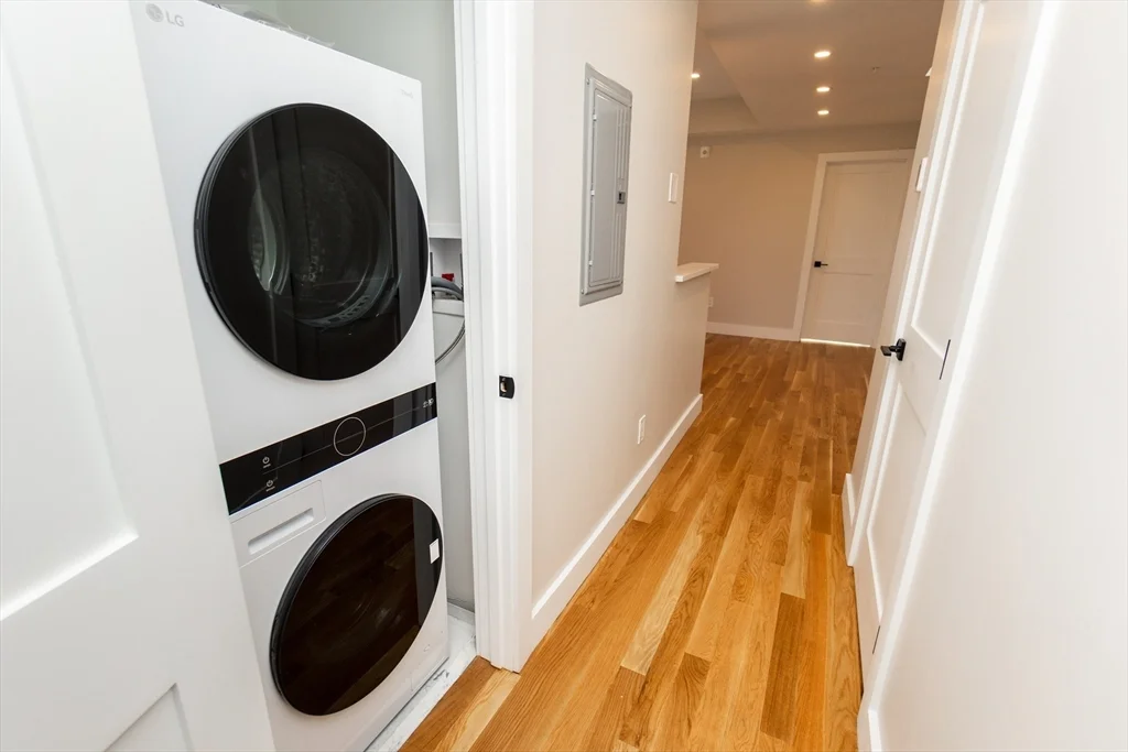 4 bed, 2 bath apartment for rent at 871 Cambridge Unit 3, Inman Square — photo 28 of 29