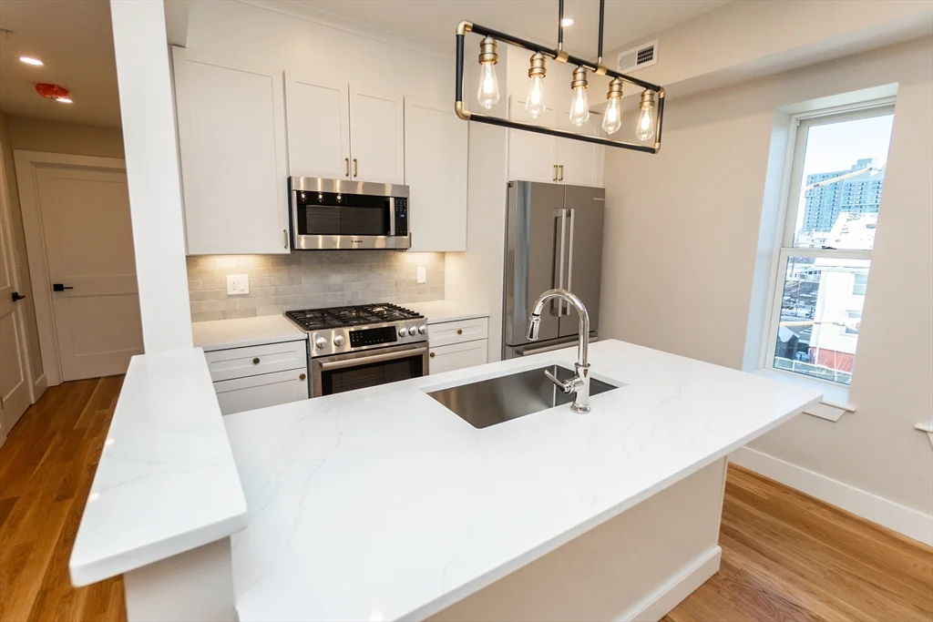 4 bed, 2 bath apartment for rent at 871 Cambridge Unit 3, Inman Square — photo 10 of 29