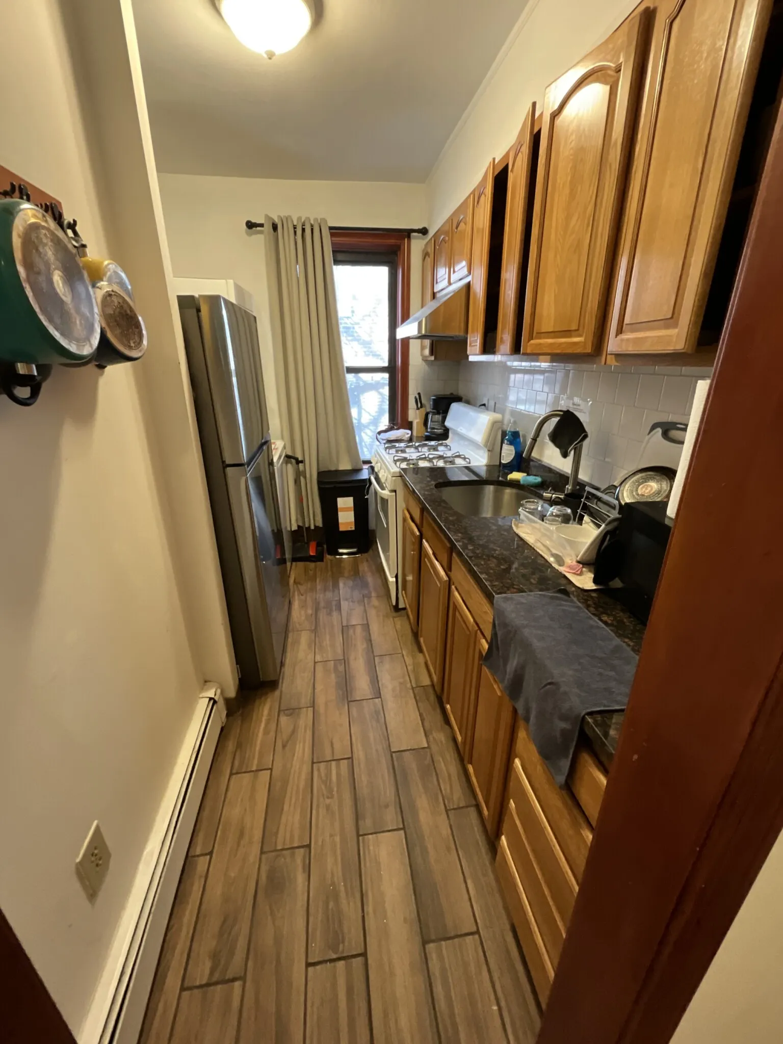 3 bed, 1 bath apartment for rent at 871 Harrison Ave Unit 1, Roxbury — photo 7 of 26