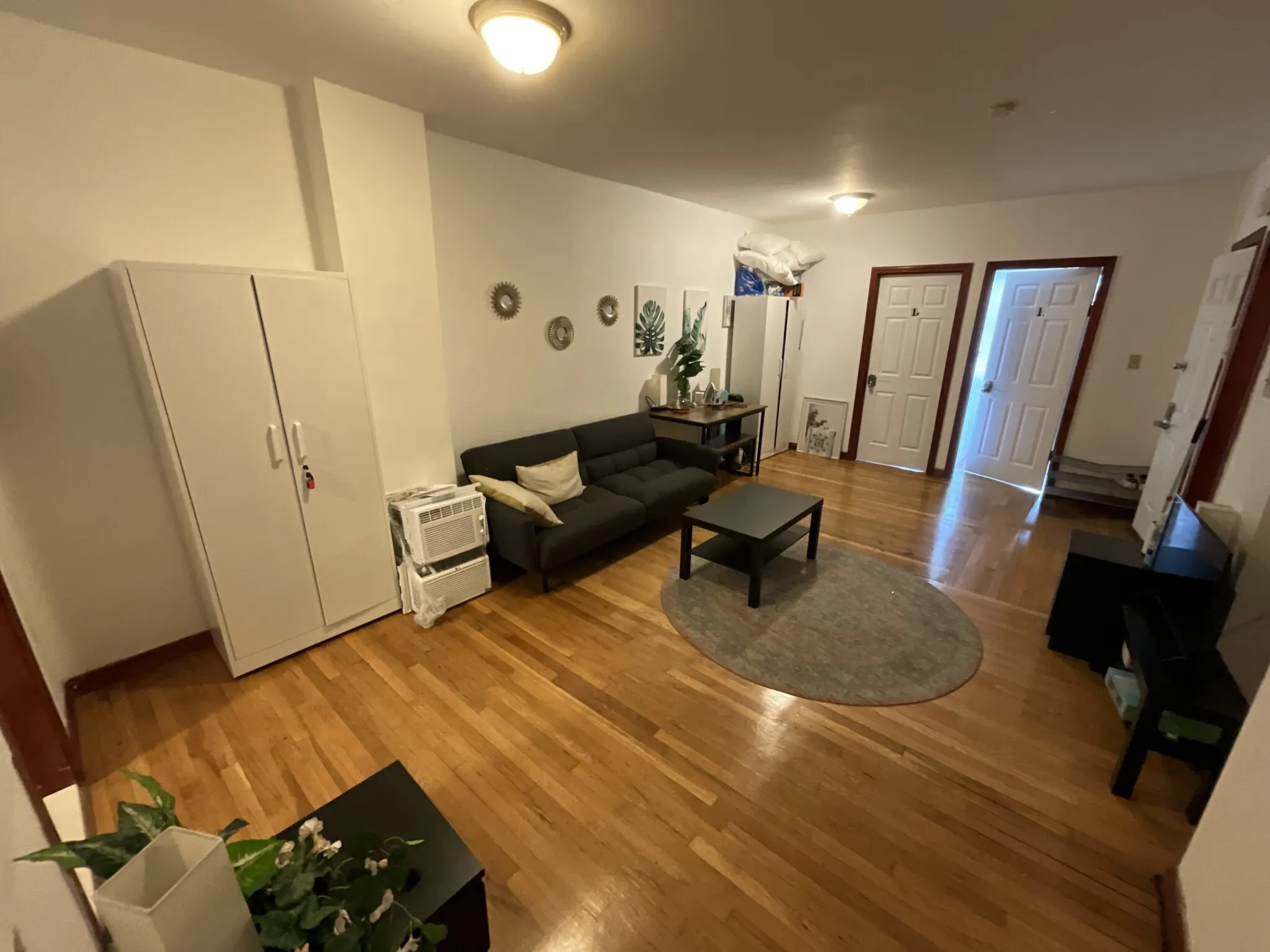 3 bed, 1 bath apartment for rent at 871 Harrison Ave Unit 1, Roxbury — photo 5 of 26