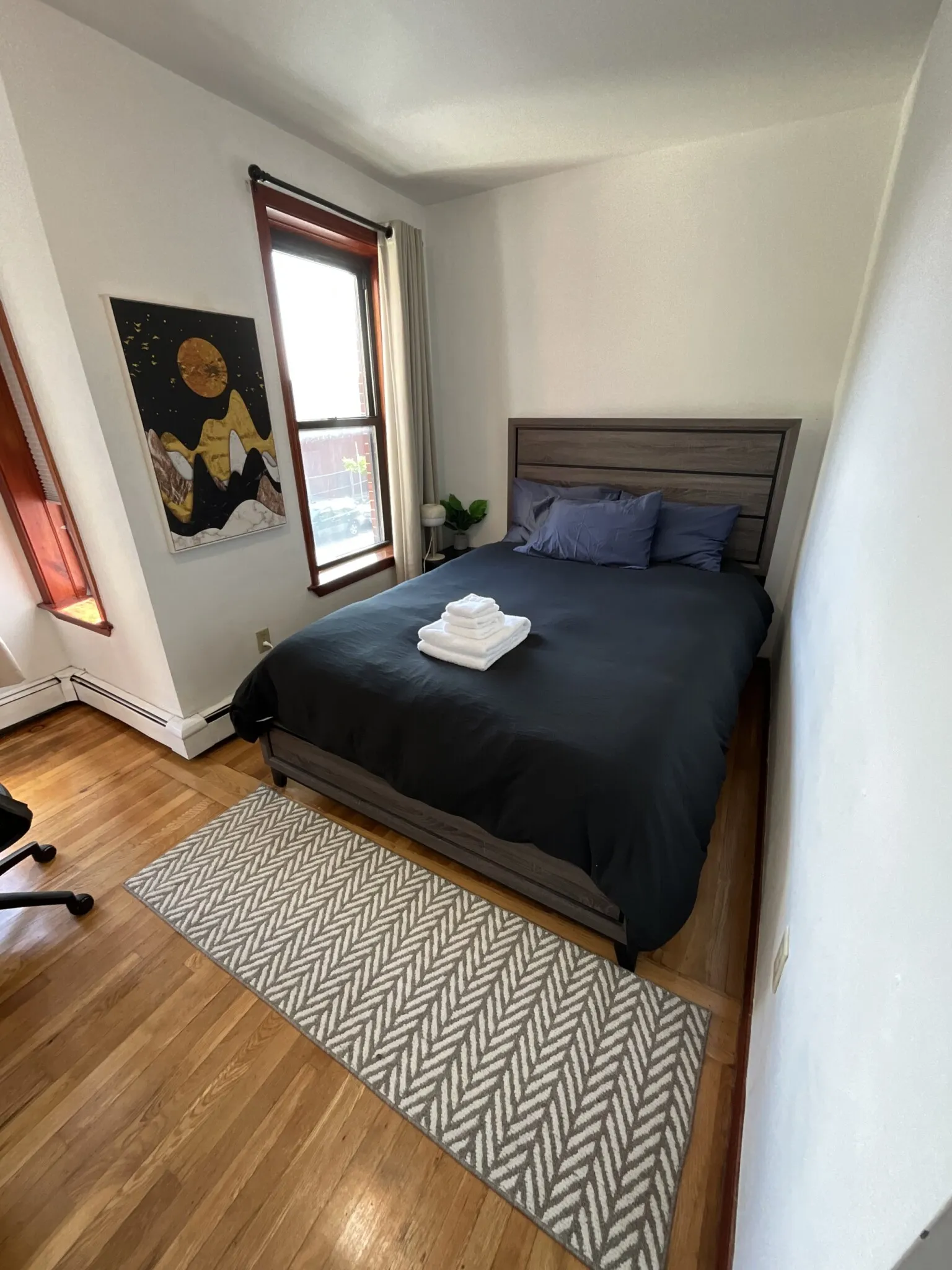 3 bed, 1 bath apartment for rent at 871 Harrison Ave Unit 1, Roxbury — photo 11 of 26