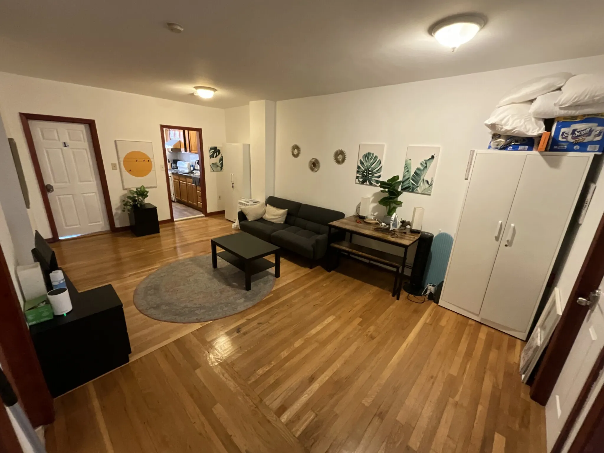 3 bed, 1 bath apartment for rent at 871 Harrison Ave Unit 1, Roxbury — photo 4 of 26