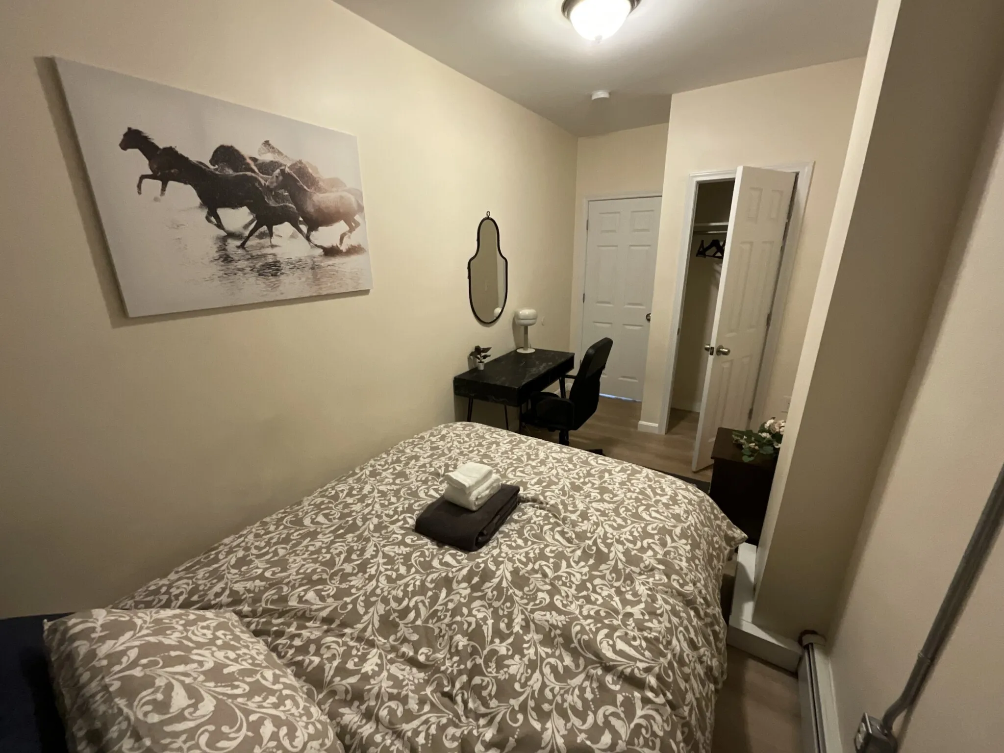 3 bed, 1 bath apartment for rent at 871 Harrison Ave Unit 3, Roxbury — photo 22 of 34