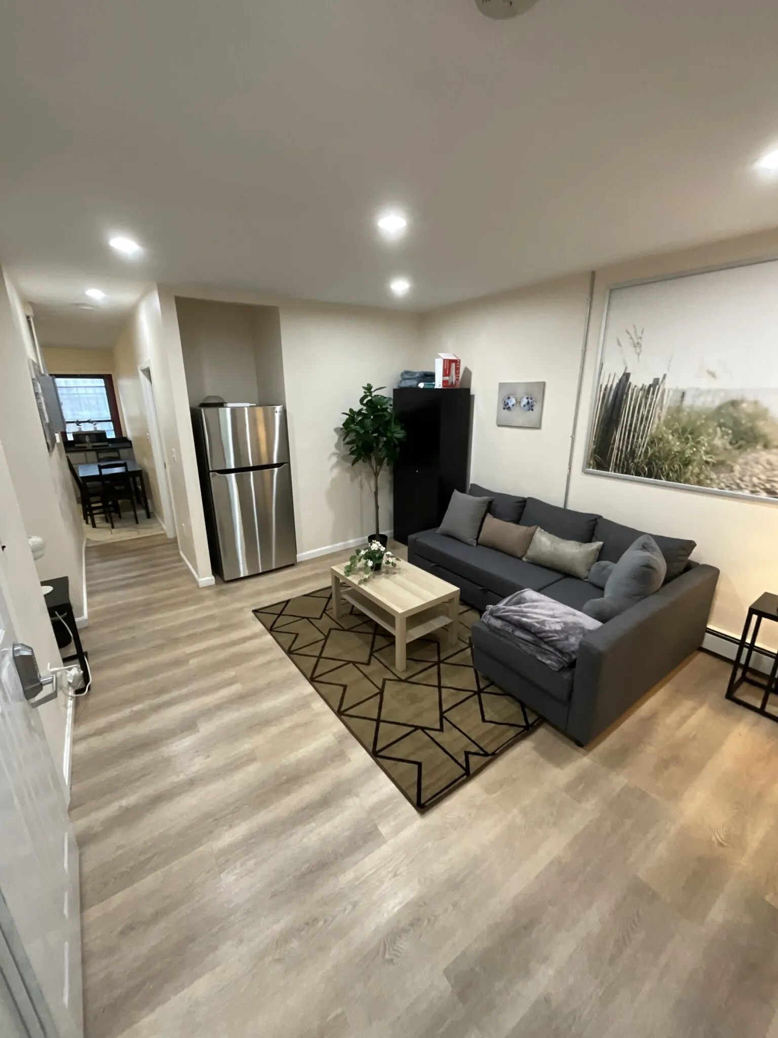 3 bed, 1 bath apartment for rent at 871 Harrison Ave Unit 3, Roxbury — photo 2 of 34