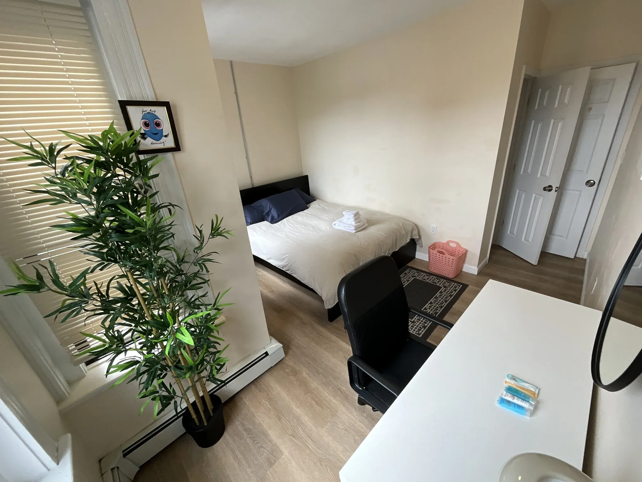 3 bed, 1 bath apartment for rent at 871 Harrison Ave Unit 3, Roxbury — photo 11 of 34