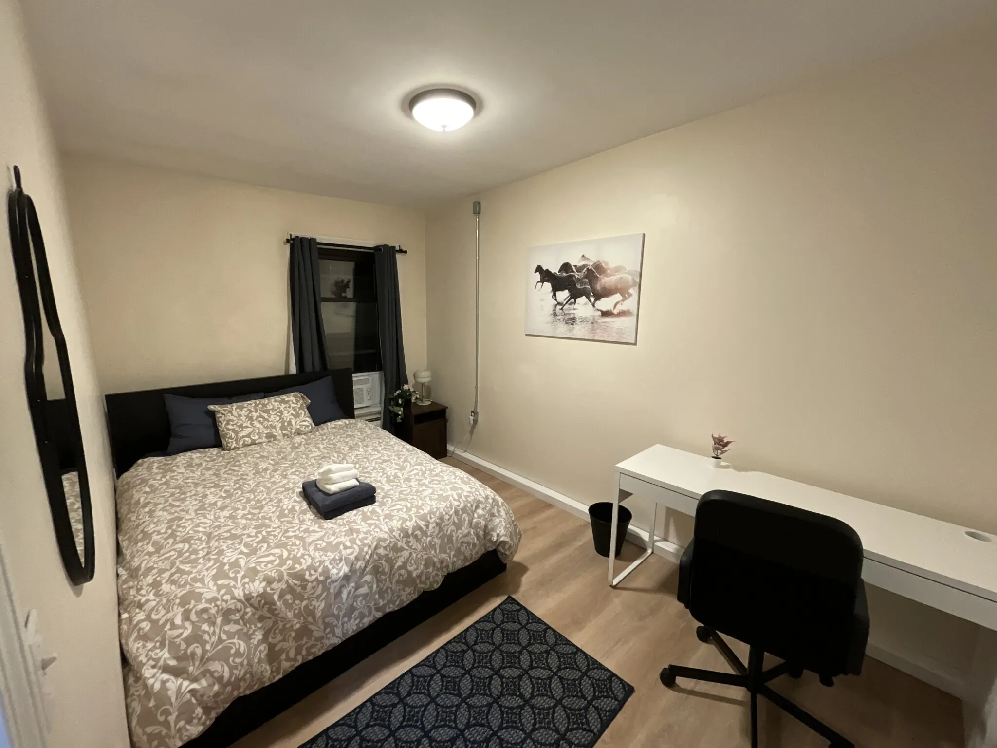 3 bed, 1 bath apartment for rent at 871 Harrison Ave Unit 3, Roxbury — photo 24 of 34