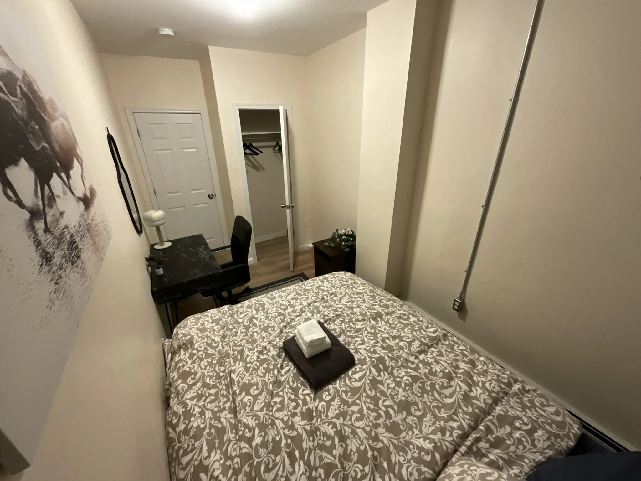 3 bed, 1 bath apartment for rent at 871 Harrison Ave Unit 3, Roxbury — photo 23 of 34